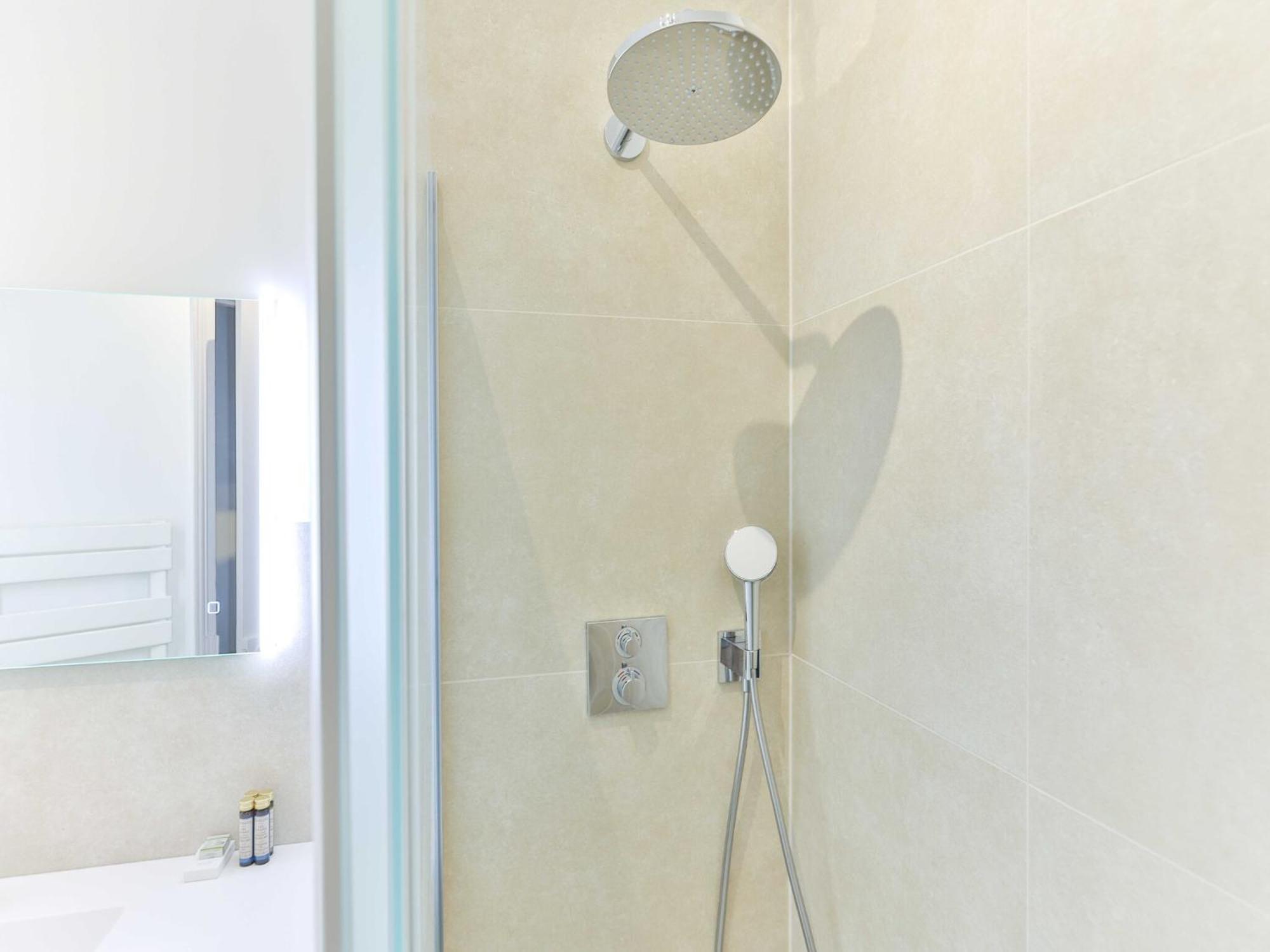 Bright, Modern Apartment- 14 Arrd- Mobility Lease Appartement *