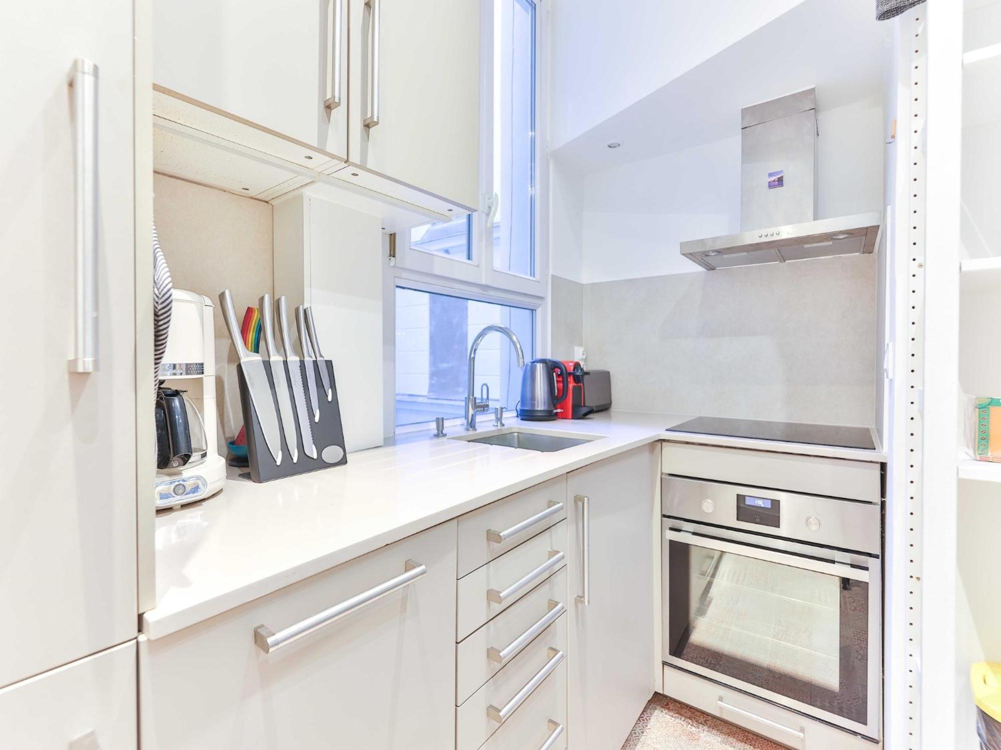 Bright, Modern Apartment- 14 Arrd- Mobility Lease Appartement