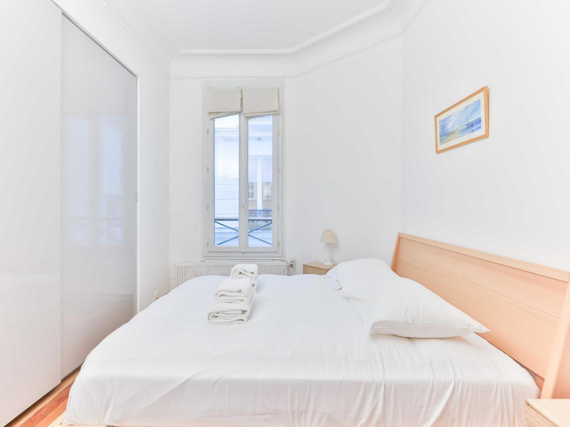 Bright, Modern Apartment- 14 Arrd- Mobility Lease Appartement *